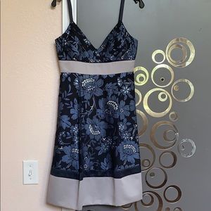 BCBG Paris gorgeous silk dress size 8